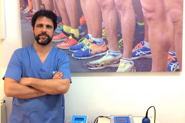 Alejandro Bayo podologo uso de zapatillas con ruedes en niñoz