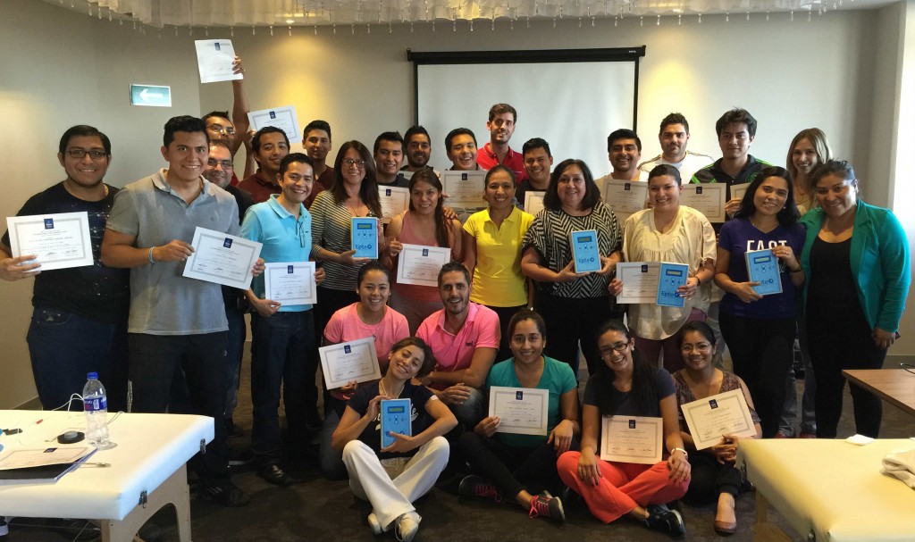 Primeros alumnos del curso de electrolisis percutanea terapeutica EPTE en Puebla, México